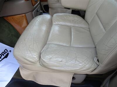 2000 Chevrolet Express G1500 Braun Handicap Lift 5.7L V8 RWD - Photo 26 - Cincinnati, OH 45255