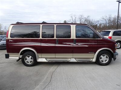 2000 Chevrolet Express G1500 Braun Handicap Lift 5.7L V8 RWD - Photo 4 - Cincinnati, OH 45255