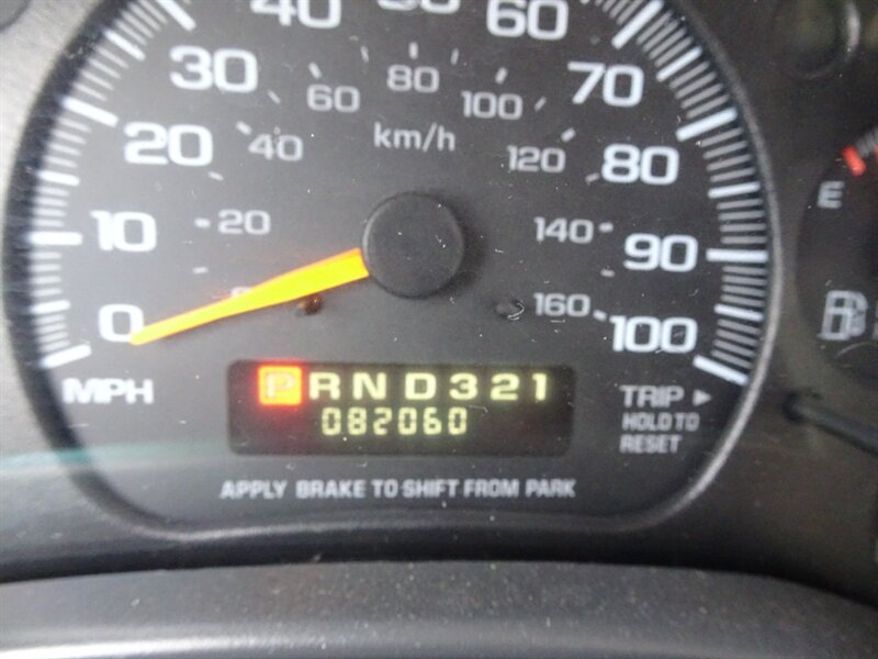 2000 Chevrolet Express G1500 Braun Handicap Lift 5.7L V8 RWD - Photo 22 - Cincinnati, OH 45255