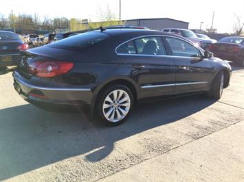 2010 Volkswagen CC Sport   - Photo 13 - Cincinnati, OH 45255