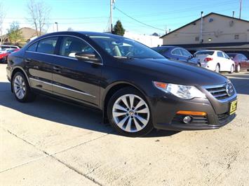 2010 Volkswagen CC Sport   - Photo 10 - Cincinnati, OH 45255