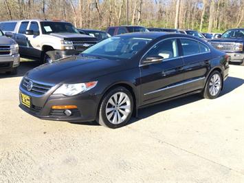 2010 Volkswagen CC Sport   - Photo 3 - Cincinnati, OH 45255