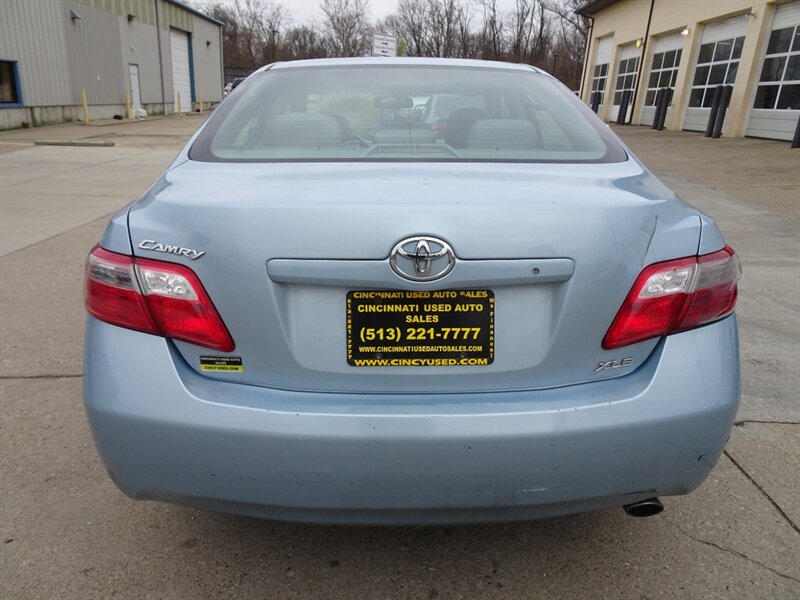 2008 Toyota Camry XLE - Photo 5 - Cincinnati, OH 45255