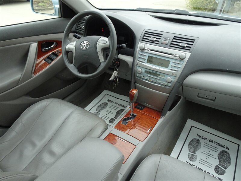 2008 Toyota Camry XLE - Photo 9 - Cincinnati, OH 45255