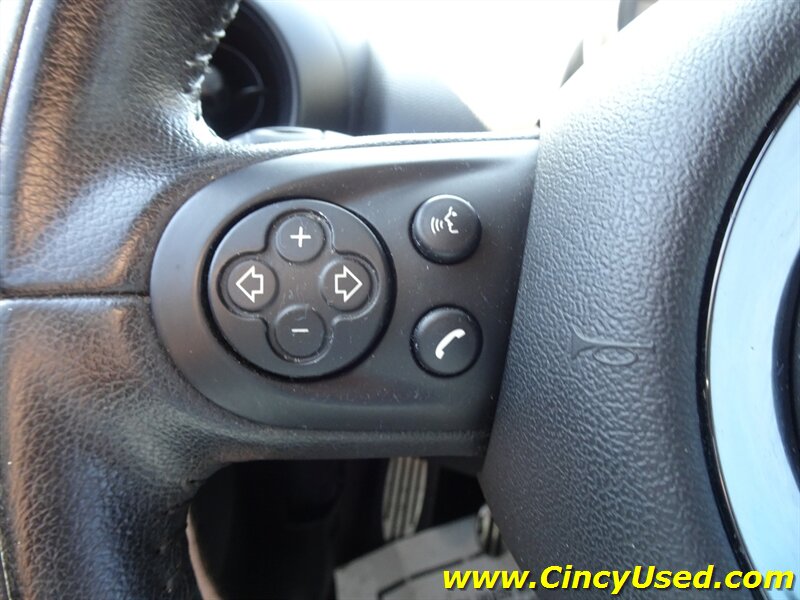 2014 MINI Countryman Cooper S 1.6L Turbo I4 Manual FWD - Photo 21 - Cincinnati, OH 45255