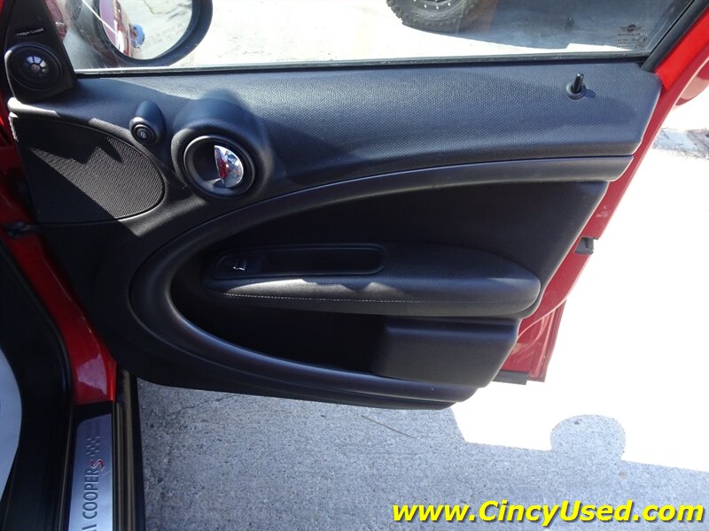 2014 MINI Countryman Cooper S 1.6L Turbo I4 Manual FWD - Photo 26 - Cincinnati, OH 45255