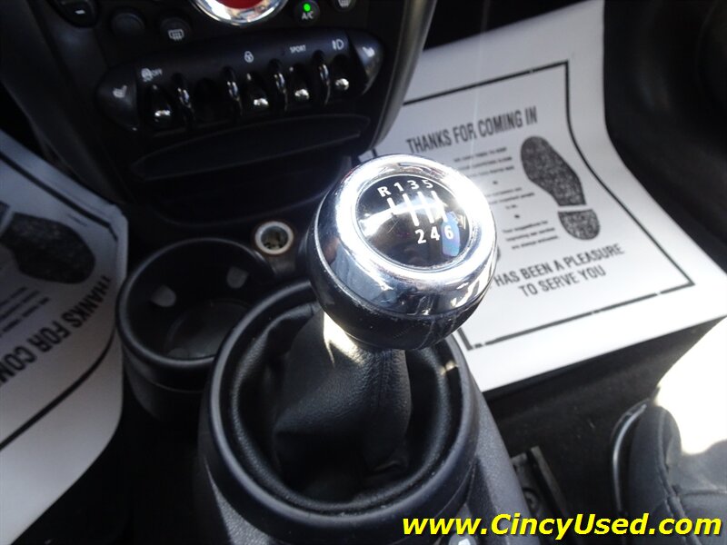 2014 MINI Countryman Cooper S 1.6L Turbo I4 Manual FWD - Photo 18 - Cincinnati, OH 45255