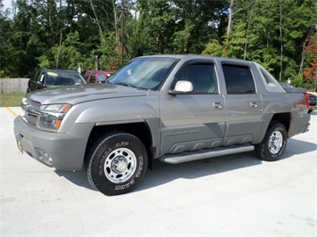 2002 Chevrolet Avalanche 2500   - Photo 3 - Cincinnati, OH 45255