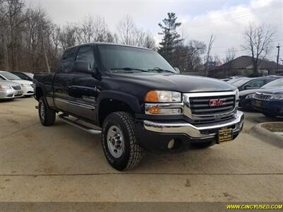 2005 GMC Sierra 2500HD SLE   - Photo 51 - Cincinnati, OH 45255