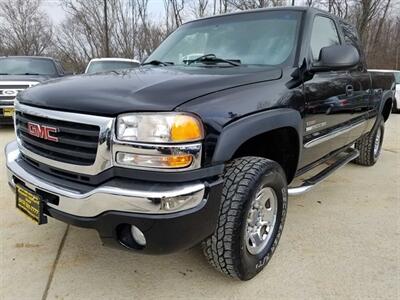 2005 GMC Sierra 2500HD SLE   - Photo 33 - Cincinnati, OH 45255