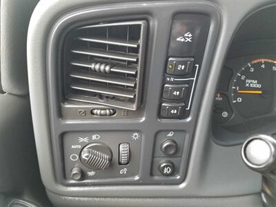 2005 GMC Sierra 2500HD SLE   - Photo 65 - Cincinnati, OH 45255