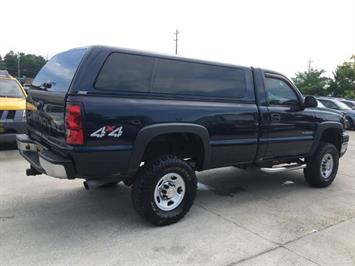 2007 Chevrolet Silverado 2500HD Classic Work Truck   - Photo 6 - Cincinnati, OH 45255