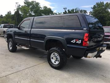 2007 Chevrolet Silverado 2500HD Classic Work Truck   - Photo 4 - Cincinnati, OH 45255