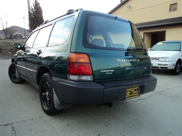 1998 Subaru Forester L   - Photo 12 - Cincinnati, OH 45255