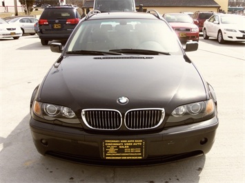 2004 BMW 325xi   - Photo 2 - Cincinnati, OH 45255