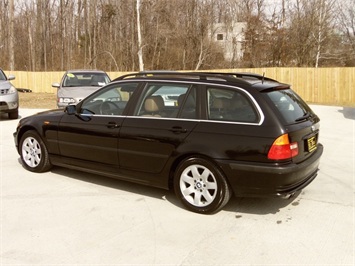 2004 BMW 325xi   - Photo 4 - Cincinnati, OH 45255