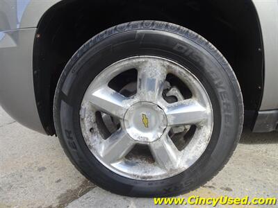 2012 Chevrolet Suburban LT - Photo 31 - Cincinnati, OH 45255