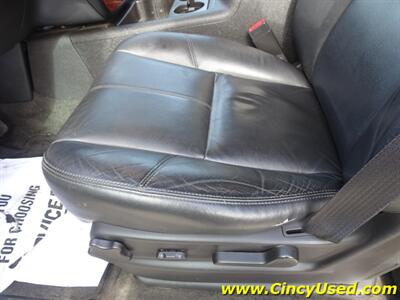 2012 Chevrolet Suburban LT - Photo 25 - Cincinnati, OH 45255