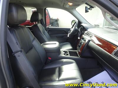 2012 Chevrolet Suburban LT - Photo 16 - Cincinnati, OH 45255