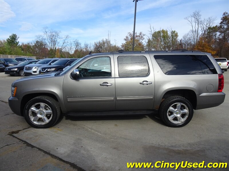 2012 Chevrolet Suburban LT - Photo 9 - Cincinnati, OH 45255