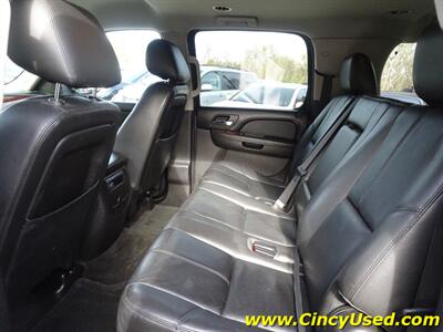 2012 Chevrolet Suburban LT - Photo 12 - Cincinnati, OH 45255