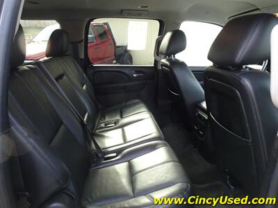 2012 Chevrolet Suburban LT - Photo 14 - Cincinnati, OH 45255