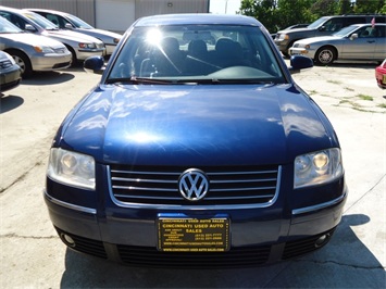 2004 Volkswagen Passat   - Photo 2 - Cincinnati, OH 45255