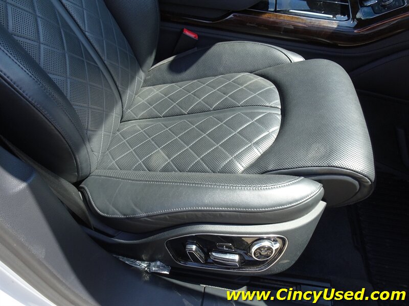 2015 Audi S8 4.0T quattro - Photo 30 - Cincinnati, OH 45255