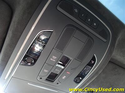 2015 Audi S8 4.0T quattro - Photo 28 - Cincinnati, OH 45255