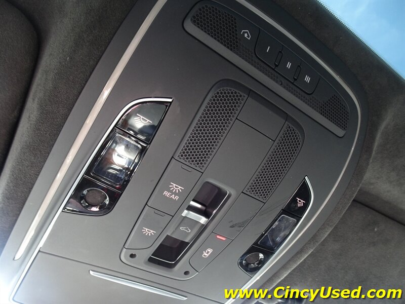 2015 Audi S8 4.0T quattro - Photo 28 - Cincinnati, OH 45255