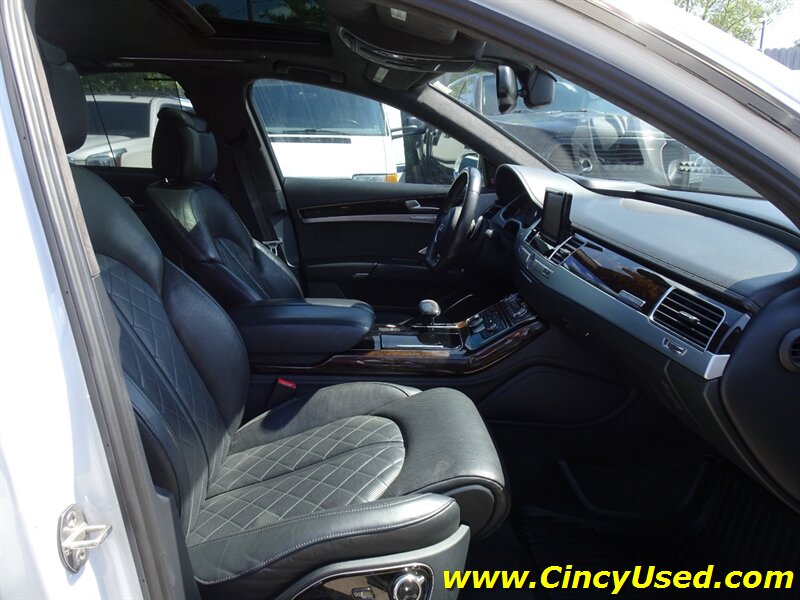 2015 Audi S8 4.0T quattro - Photo 16 - Cincinnati, OH 45255