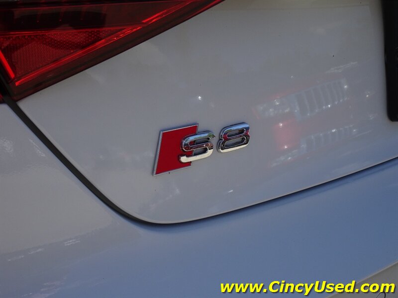 2015 Audi S8 4.0T quattro - Photo 35 - Cincinnati, OH 45255