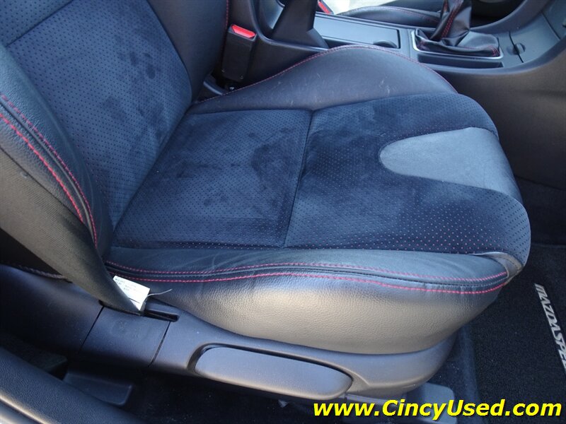 2009 Mazda Mazdaspeed3 Grand Touring - Photo 28 - Cincinnati, OH 45255