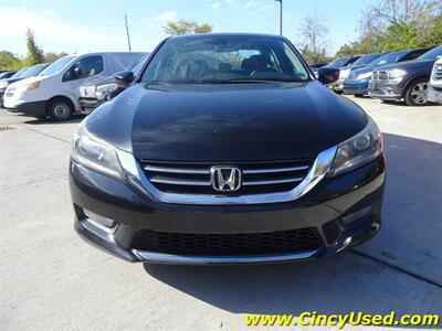 2015 Honda Accord Sport   - Photo 2 - Cincinnati, OH 45255