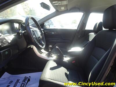 2015 Honda Accord Sport   - Photo 11 - Cincinnati, OH 45255