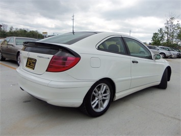 2002 Mercedes-Benz C Class C230   - Photo 13 - Cincinnati, OH 45255