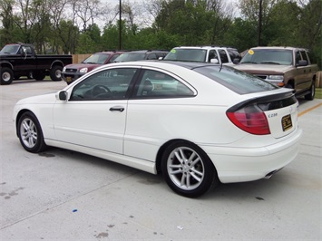 2002 Mercedes-Benz C Class C230   - Photo 4 - Cincinnati, OH 45255