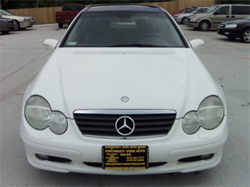 2002 Mercedes-Benz C Class C230   - Photo 2 - Cincinnati, OH 45255