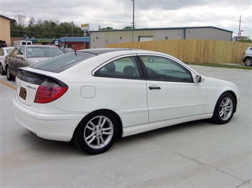 2002 Mercedes-Benz C Class C230   - Photo 6 - Cincinnati, OH 45255