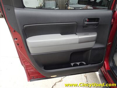 2010 Toyota Tundra Grade - Photo 28 - Cincinnati, OH 45255