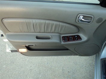 1999 INFINITI I30 Limited   - Photo 28 - Cincinnati, OH 45255