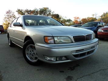 1999 INFINITI I30 Limited   - Photo 10 - Cincinnati, OH 45255