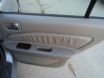 1999 INFINITI I30 Limited   - Photo 25 - Cincinnati, OH 45255