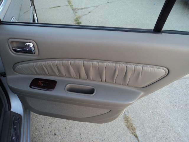 1999 INFINITI I30 Limited   - Photo 25 - Cincinnati, OH 45255