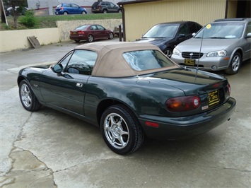 1997 MAZDA MIATA   - Photo 4 - Cincinnati, OH 45255