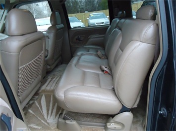 1995 CHEVROLET Suburban   - Photo 16 - Cincinnati, OH 45255