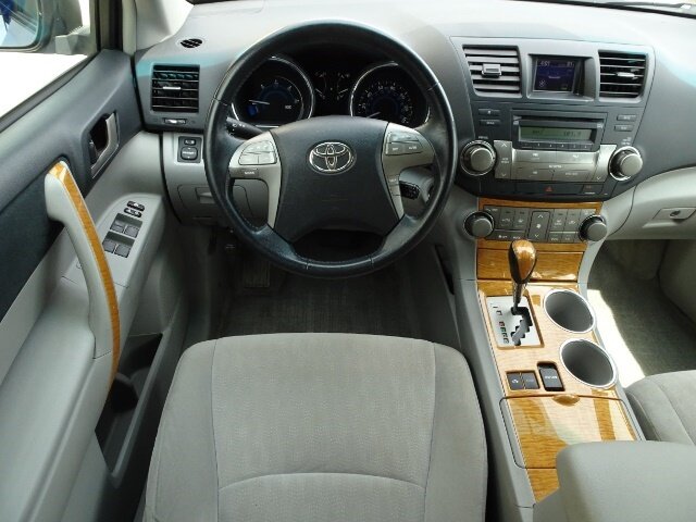 2008 Toyota Highlander Hybrid - Photo 6 - Cincinnati, OH 45255