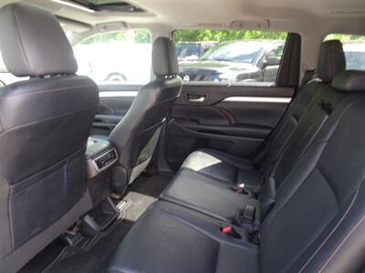 2014 Toyota Highlander XLE  3.5L V6 AWD - Photo 11 - Cincinnati, OH 45255