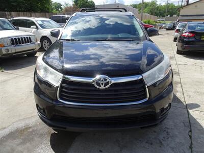 2014 Toyota Highlander XLE  3.5L V6 AWD - Photo 2 - Cincinnati, OH 45255