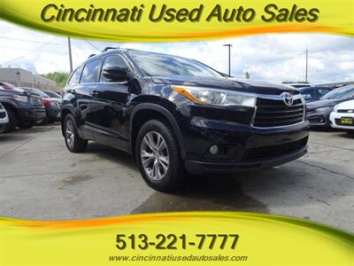 2014 Toyota Highlander XLE  3.5L V6 AWD - Photo 1 - Cincinnati, OH 45255